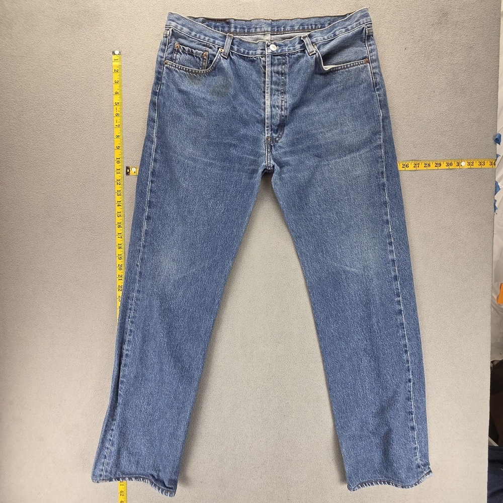 Vintage Levis 501 Jeans Mens Blue Straight Button Fly Made In USA Fits 34x32